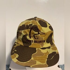 Vintage Ducks Unlimited hat Duck camo thinsulate one size duck hunting cap USA